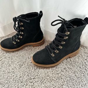 Sorel Chelsea boots, black suede waterproof